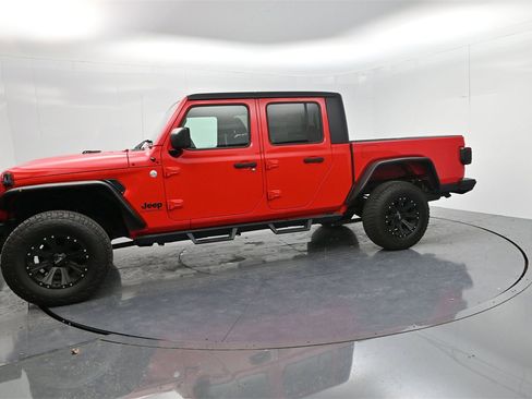Used 2020 Jeep Gladiator Sport w/ Quick Order Package 24S image 4