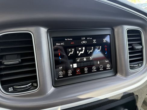Used 2022 Dodge Charger SXT w/ Leather Interior Group RWD image 11