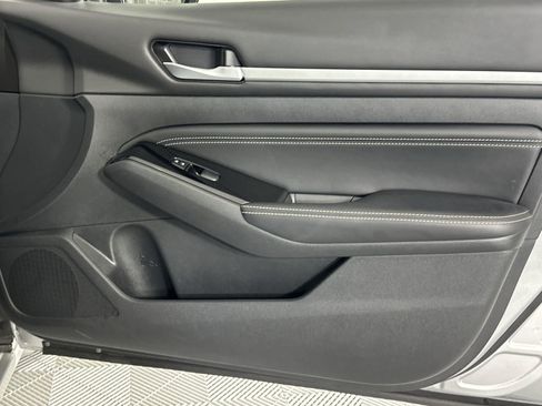 Certified 2021 Nissan Altima 2.5 SV image 31