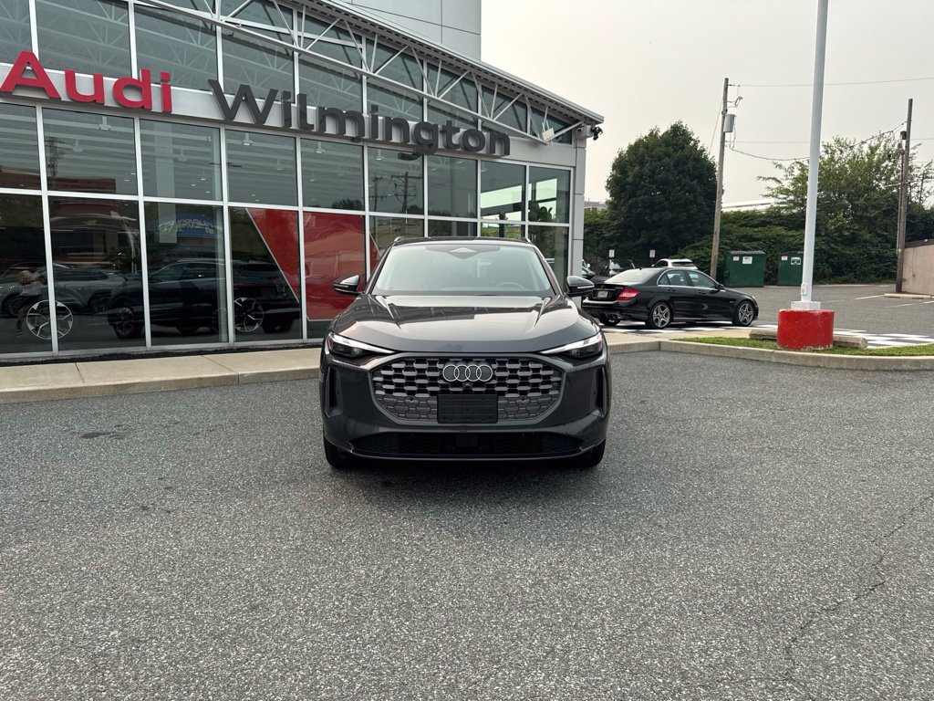 Certified 2025 Audi Q5 Premium w/ Convenience Package AWD/4WD image 6