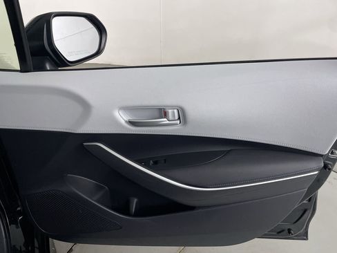 Used 2020 Toyota Corolla SE image 22