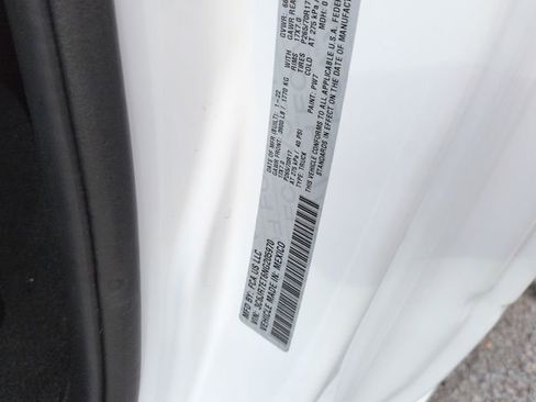 Used 2022 RAM 1500 Classic SLT image 52