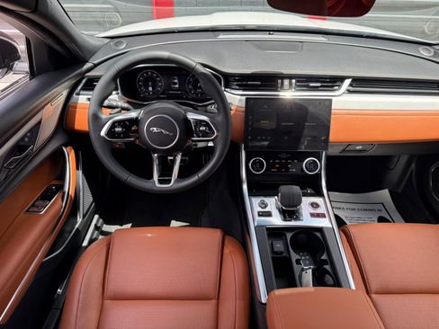 Used 2024 Jaguar XF R-Dynamic SE AWD/4WD image 23