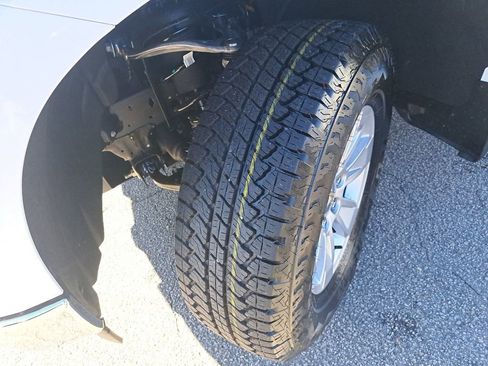 New 2025 Chevrolet Silverado 1500 W/T w/ WT Safety Package image 24