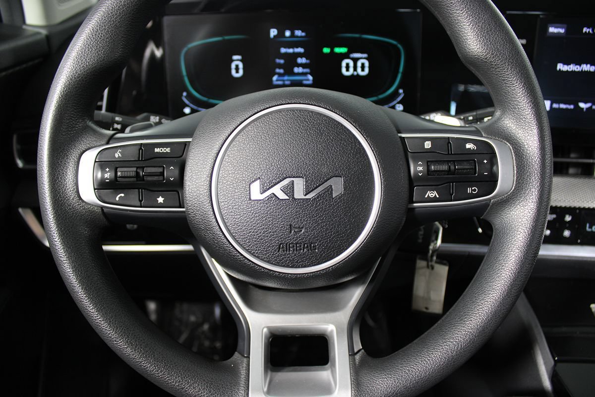 Used 2023 Kia Sportage LX AWD/4WD image 10