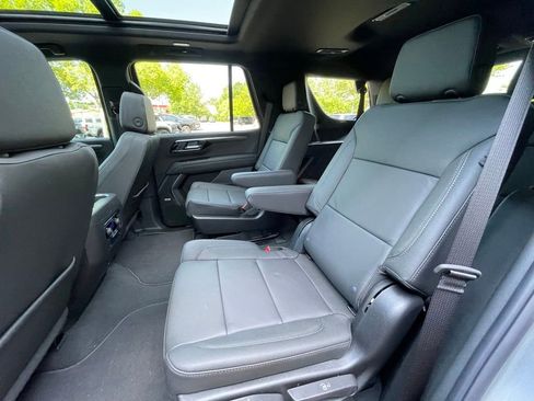 Used 2026 Chevrolet Tahoe Z71 w/ Comfort Package AWD/4WD image 25