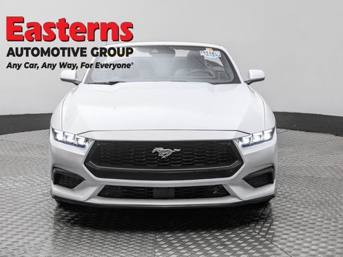 Used 2024 Ford Mustang Premium image 2