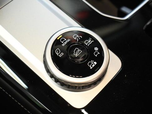New 2026 Mitsubishi Outlander ES AWD/4WD image 29