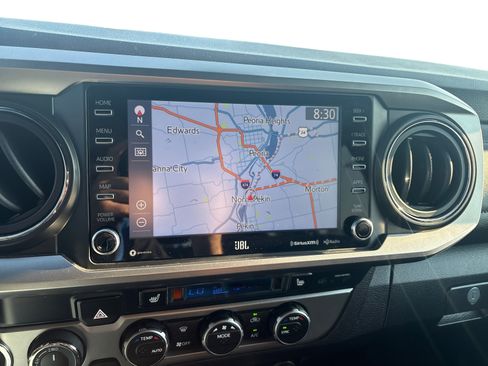 Used 2023 Toyota Tacoma Limited image 25