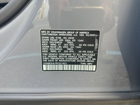 Used 2023 Volkswagen Atlas Cross Sport SE AWD/4WD image 48