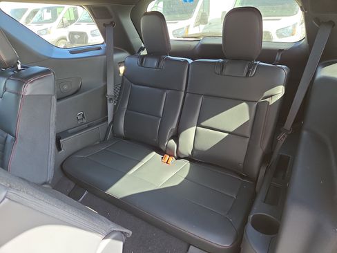 New 2026 Ford Explorer ST-Line RWD image 8