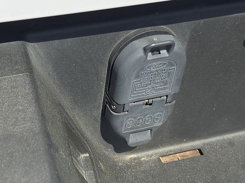 Used 2020 Ford F150 XL w/ Equipment Group 101A Mid image 4