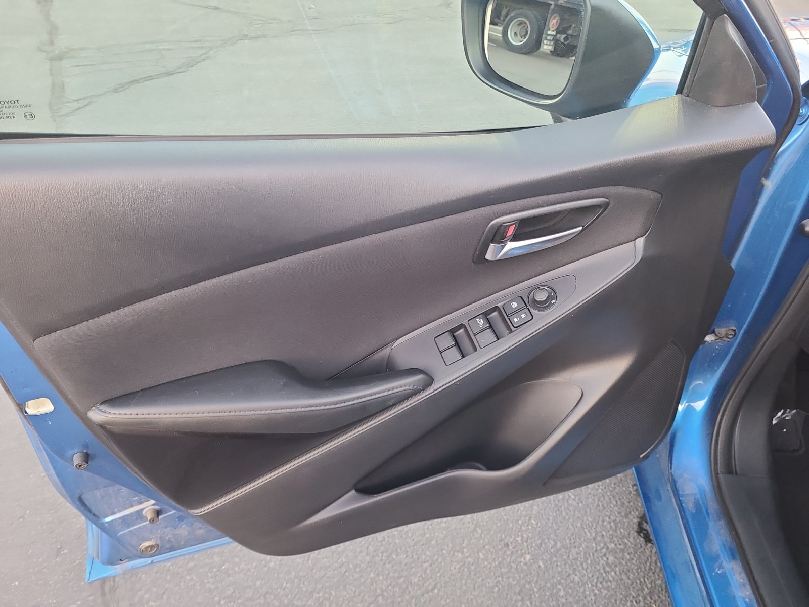 Used 2017 Toyota Yaris iA FWD image 13
