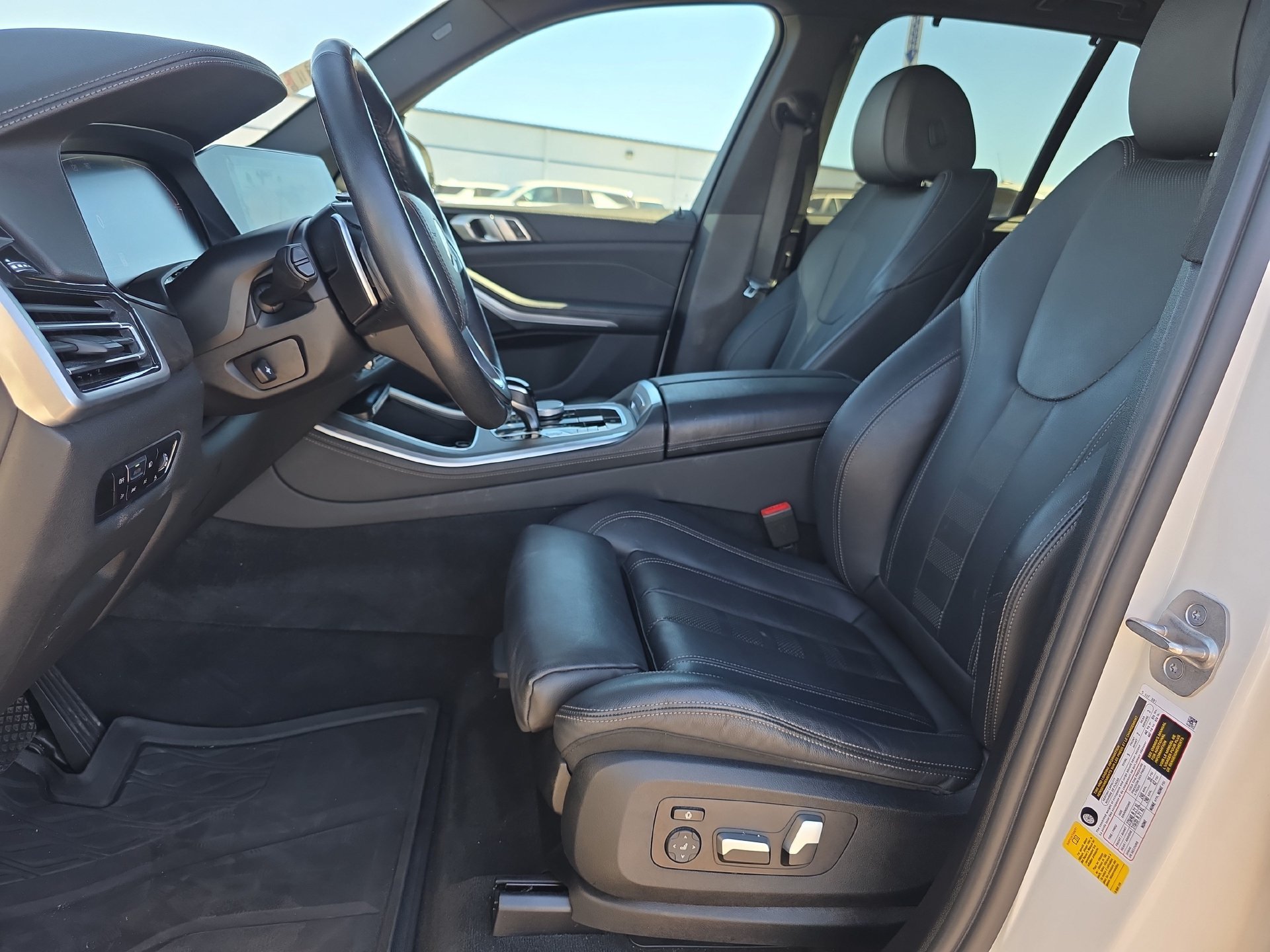 Used 2022 BMW X5 sDrive40i w/ Premium Package RWD image 10