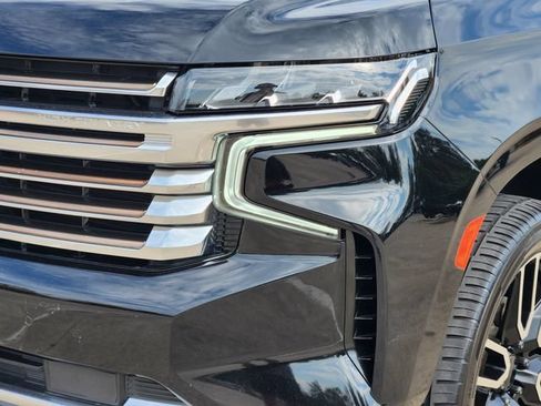 Used 2021 Chevrolet Tahoe High Country w/ Premium Package RWD image 9