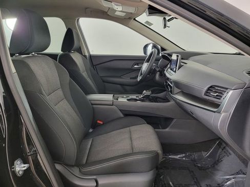 Used 2026 Nissan Rogue SV FWD image 19