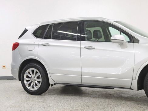Used 2017 Buick Envision Essence image 3