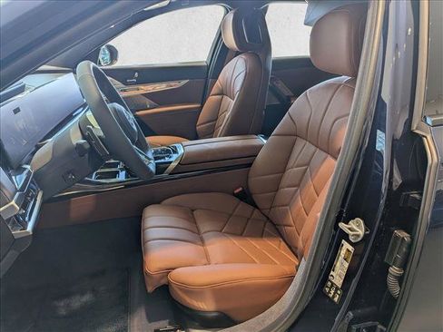 New 2026 BMW 740i xDrive w/ Executive Package AWD/4WD image 4