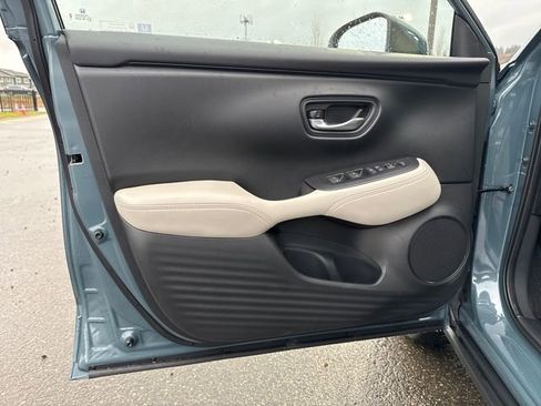 New 2026 Honda HR-V LX image 18