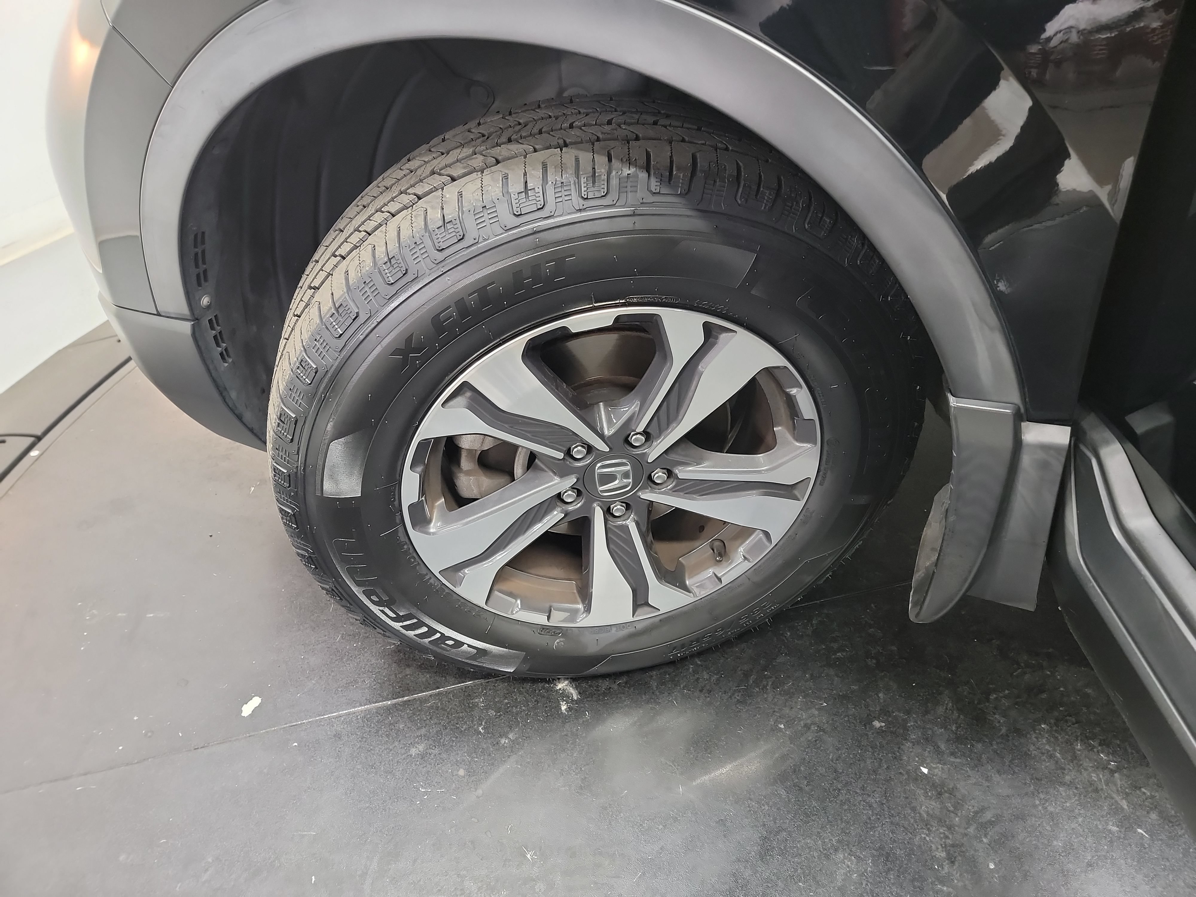 Used 2019 Honda CR-V LX image 29