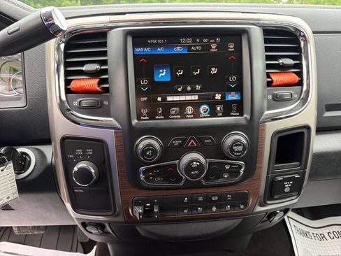 Used 2015 RAM 2500 Laramie AWD/4WD image 18