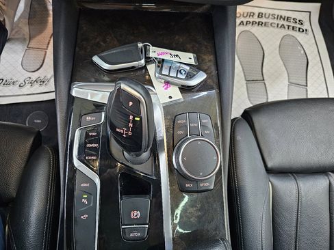 Used 2018 BMW 530e image 37