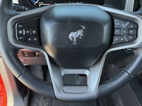Used 2024 Ford Bronco Outer Banks image 10