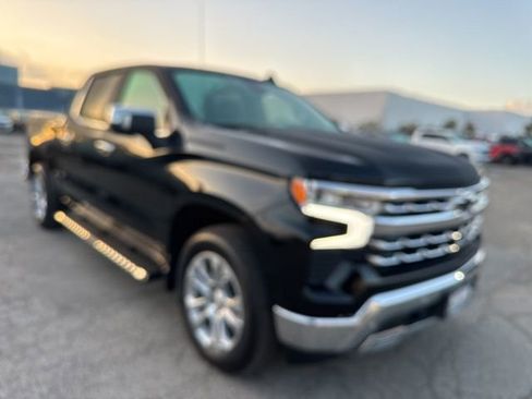 Used 2026 Chevrolet Silverado 1500 LTZ w/ Technology Package image 3