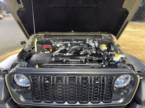 New 2026 Jeep Wrangler Unlimited Sport AWD/4WD image 32
