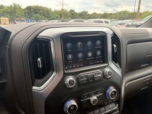 Used 2021 GMC Sierra 1500 SLT RWD image 10