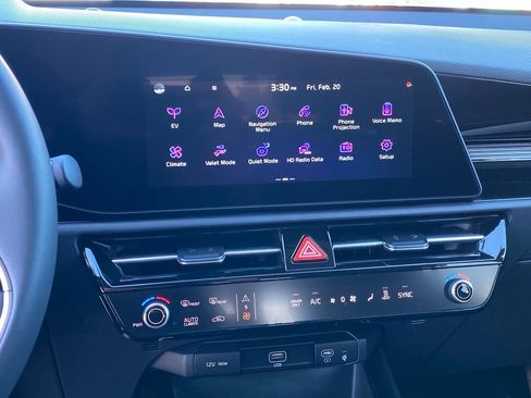 New 2025 Kia Niro Wind image 19