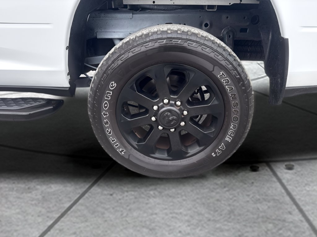 Used 2025 RAM 2500 Big Horn AWD/4WD image 33