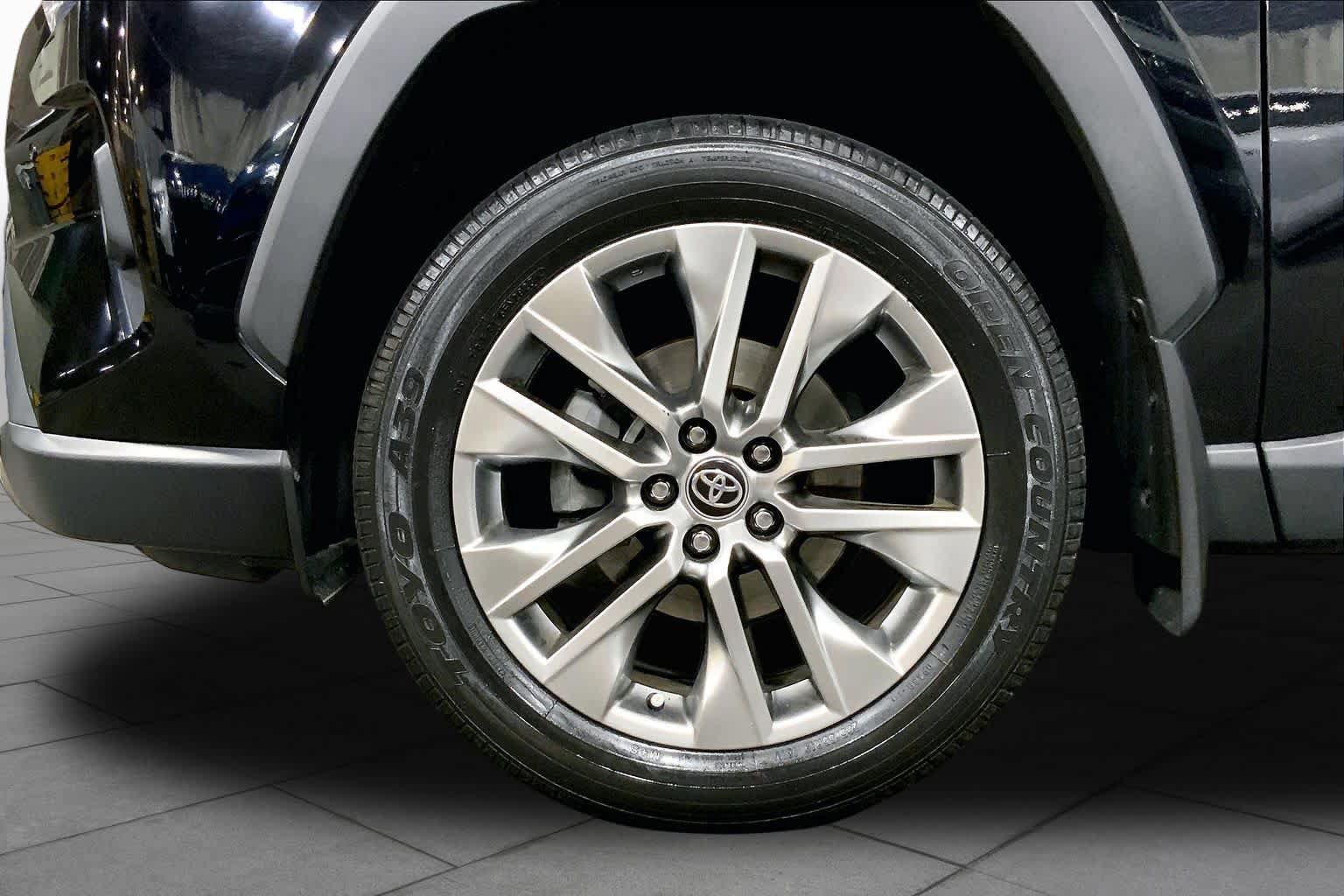 Certified 2023 Toyota RAV4 Limited AWD/4WD image 11