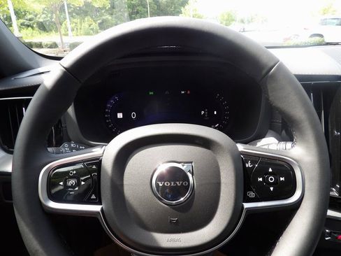 New 2026 Volvo XC60 B5 Ultra w/ Climate Package image 15