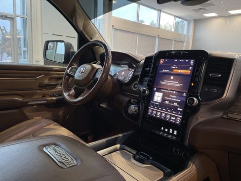 Used 2020 RAM 1500 Limited image 32