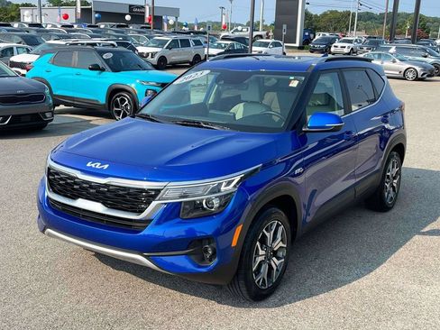 Used 2023 Kia Seltos EX AWD/4WD image 32