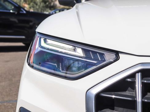 Certified 2023 Audi Q5 Premium w/ Convenience Package AWD/4WD image 12