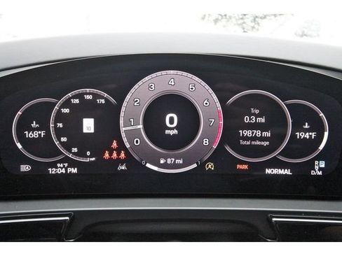 Used 2024 Porsche Cayenne Coupe AWD/4WD image 14