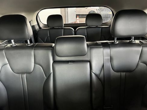 Used 2023 Kia Sorento S AWD/4WD image 13