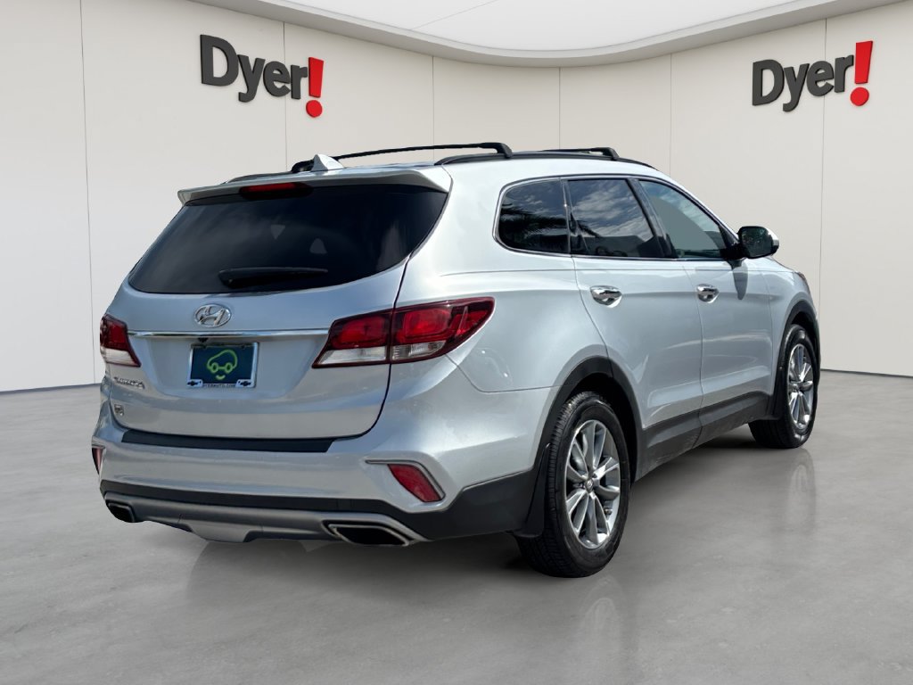 Used 2017 Hyundai Santa Fe SE FWD image 5