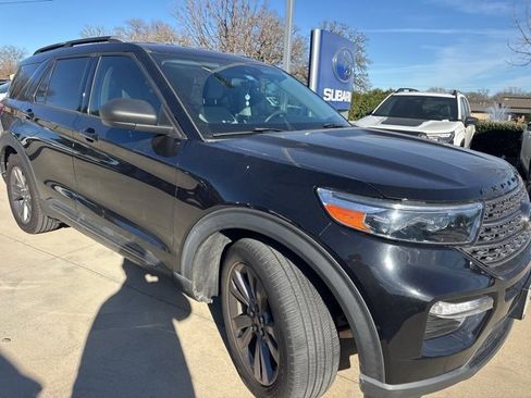 Used 2021 Ford Explorer XLT w/ Equipment Group 202A image 1