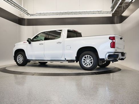 Used 2021 Chevrolet Silverado 1500 LTZ w/ Technology Package image 43