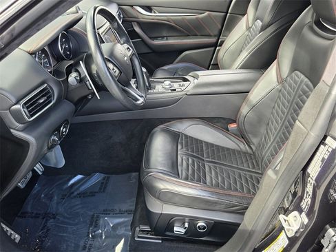 Used 2022 Maserati Levante Modena image 10