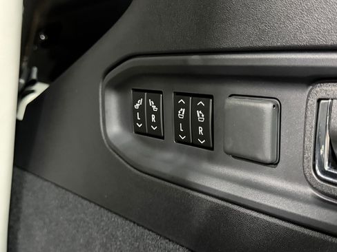 New 2026 Cadillac Vistiq Sport AWD/4WD image 45