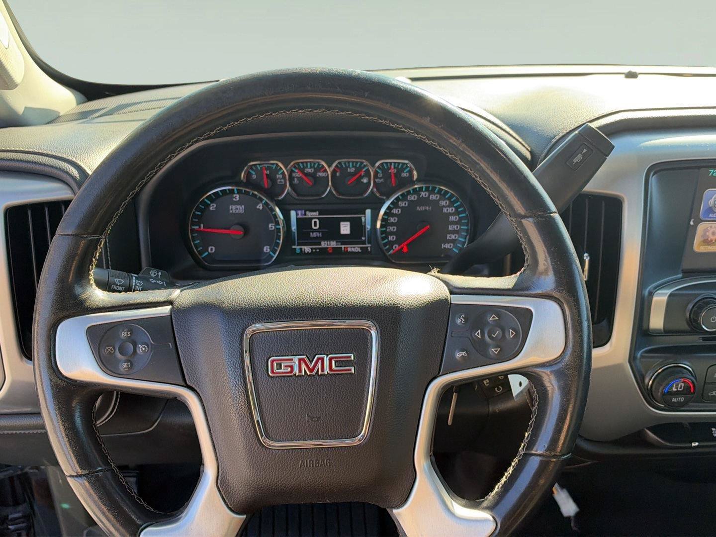 Used 2017 GMC Sierra 2500 SLE w/ HD SLE Preferred Plus Package AWD/4WD image 30