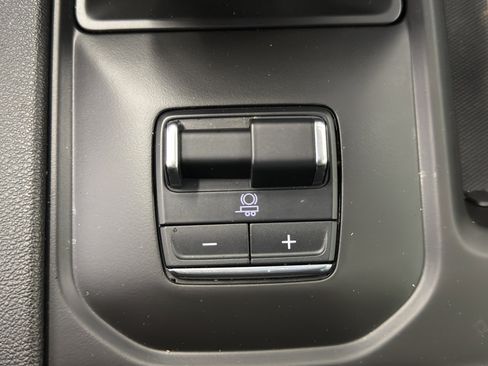 Used 2024 GMC Sierra 1500 AT4 w/ AT4 Preferred Package AWD/4WD image 21