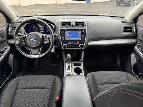 Used 2018 Subaru Outback 2.5i Premium image 18