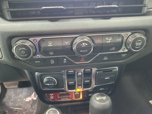 New 2026 Jeep Wrangler Unlimited Sport image 16