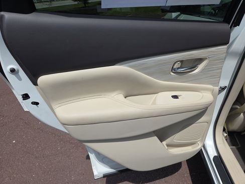 Used 2018 Nissan Murano Platinum w/ Cargo Package AWD/4WD image 20