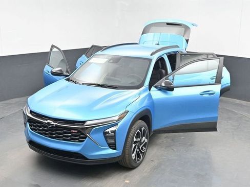 New 2026 Chevrolet Trax RS w/ Driver Confidence Package FWD image 48